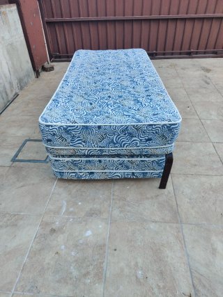 Cama nido con colchones