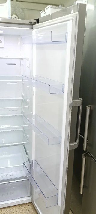 Nevera Beko de una puerta Acero Inoxidable 185X60