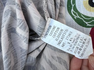 Top asimétrico estampado cebra