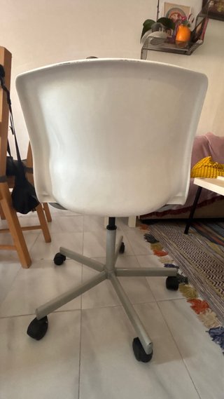 Silla giratoria regulable