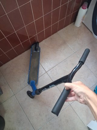 Patinete Scooter Azul y Negro Decathlon