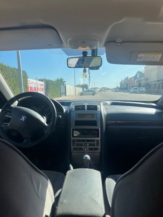 Peugeot 407 2007 - Buen estado