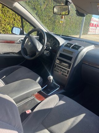 Peugeot 407 2007 - Buen estado