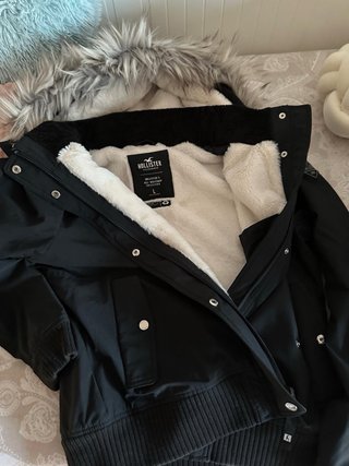 Abrigo Hollister