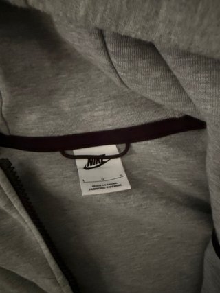 Sudadera Nike Tech Gris