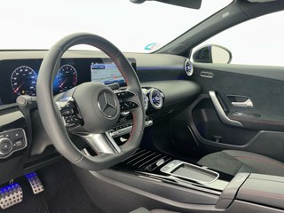Mercedes-Benz Clase A 180 100 kW (136 CV)