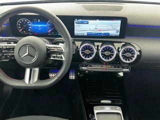Mercedes-Benz Clase A 180 100 kW (136 CV)