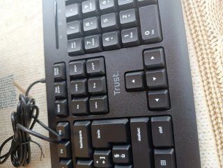 3 TASTIERE Trust Taro USB Nera ITEM 24093