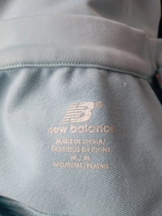 Sudadera New Balance Azul y Blanca