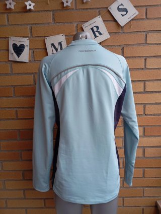 Sudadera New Balance Azul y Blanca