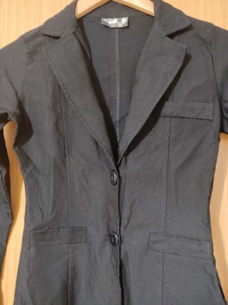 Blazer negro manga larga