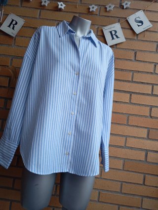 Camisa Zara Rayas Azul y Blanco Talla S y M
