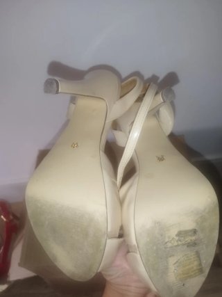 Zapatos de tacón MARIAMARE beige