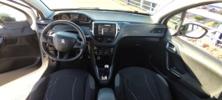 Peugeot 208 2014 AUTOMÁTICO