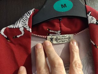 Kimono Granate con Estampado de Cebras