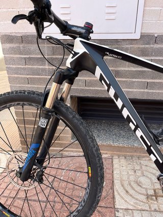 Bicicleta Ghost Lector WCR.9 in carbonio completo