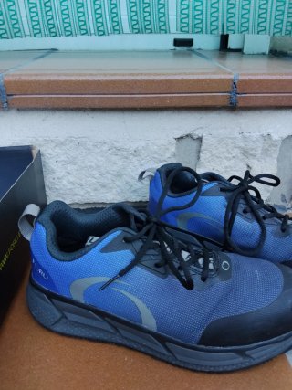 Zapatos de seguridad Forli negros y azules