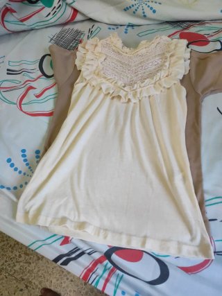 Lote 2 camisetas, 3 euros