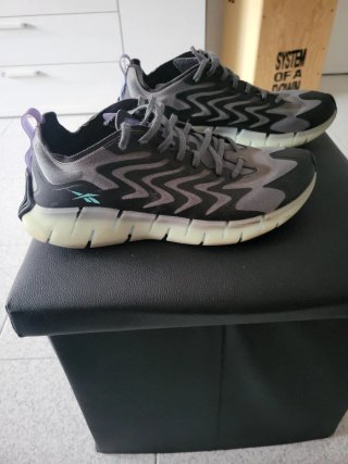 Sneakers Reebok Grigie e Viola