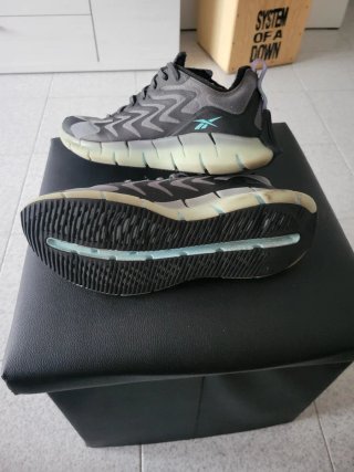 Sneakers Reebok Grigie e Viola