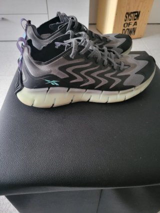 Sneakers Reebok Grigie e Viola