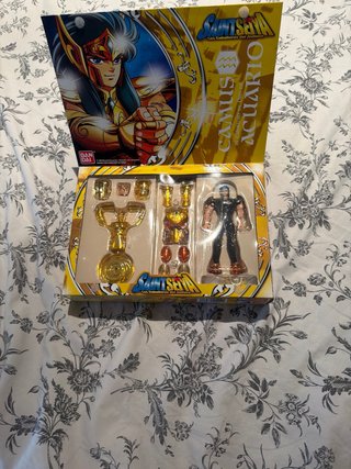 Saint Seiya Caballero de Acuario Bandai