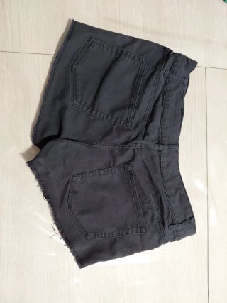 Shorts H&M negros.