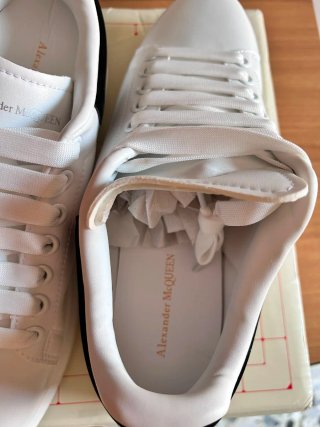 Alexander McQueen Sneakers Bianche Nere