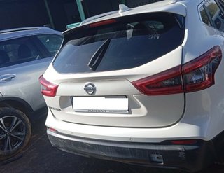 Paragolpes del nissan qashqai (j11) acenta 437565