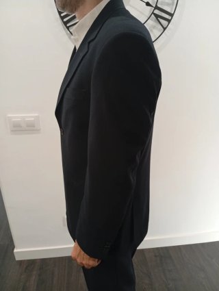 Traje de hombre azul marino