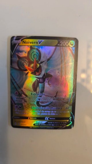 Carta Pokémon Noivern V 200 PS