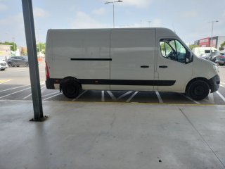Nissan NV400 2021