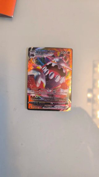 Carta Pokémon Heatran VMAX 330 HP