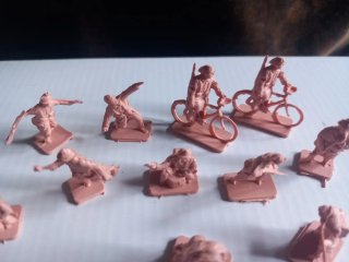 Montaplex Soldados de Plástico