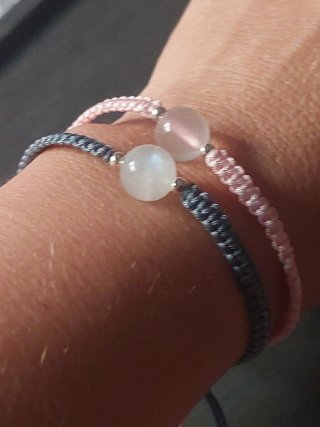 Pulsera macramé  con piedra natural.