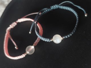 Pulsera macramé  con piedra natural.
