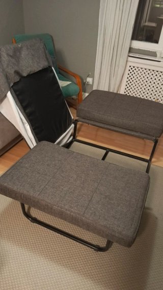 Divano letto grigio in tessuto