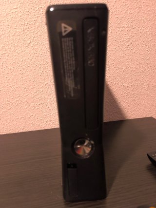 Consola Xbox 360 Negra + Accesorios