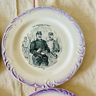 4 Platos antiguos Porcelaine Opaque de Gien France