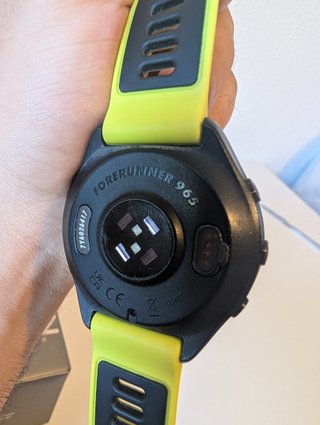 Garmin Forerunner 965 Negro/Amarillo
