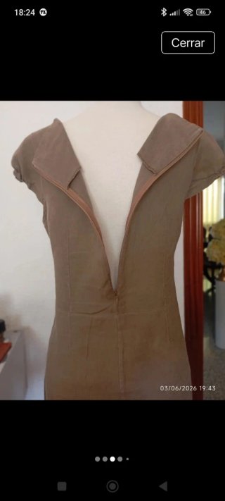 Vestido de lino con bordado floral