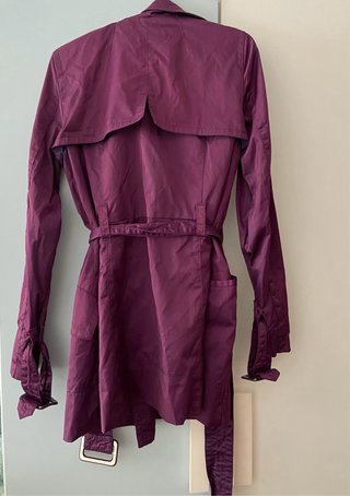Gabardina Mango Morada Talla S