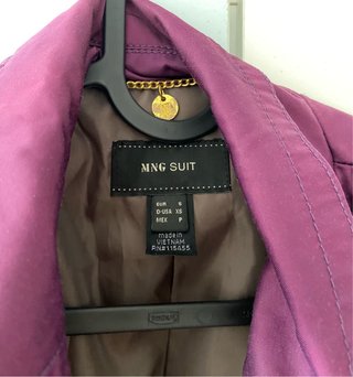 Gabardina Mango Morada Talla S
