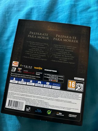 Dark Souls Trilogy PS4