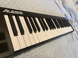 Teclado MIDI ALESIS V49