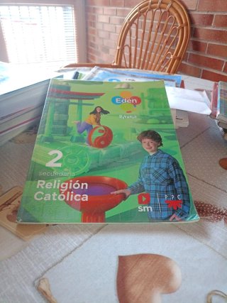 Religión Católica. 2 Secundaria Edén Revuela