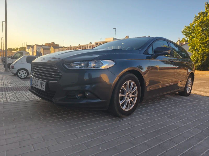 Ford Mondeo 2016 - foto 1