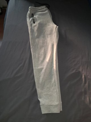 Pantalón chándal gris Pull&Bear Talla M
