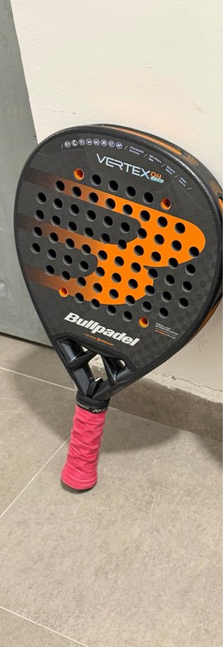 Pala Bullpadel Vertex 04 Hybrid