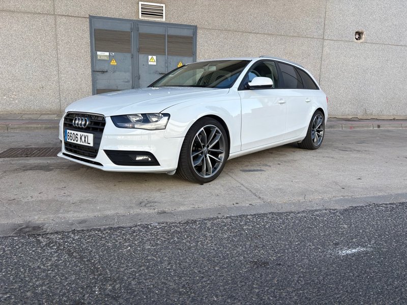 Audi A4 2014 - foto 1